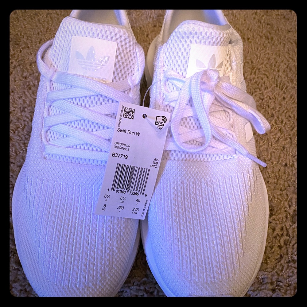 Women's adidas swift run shoes
